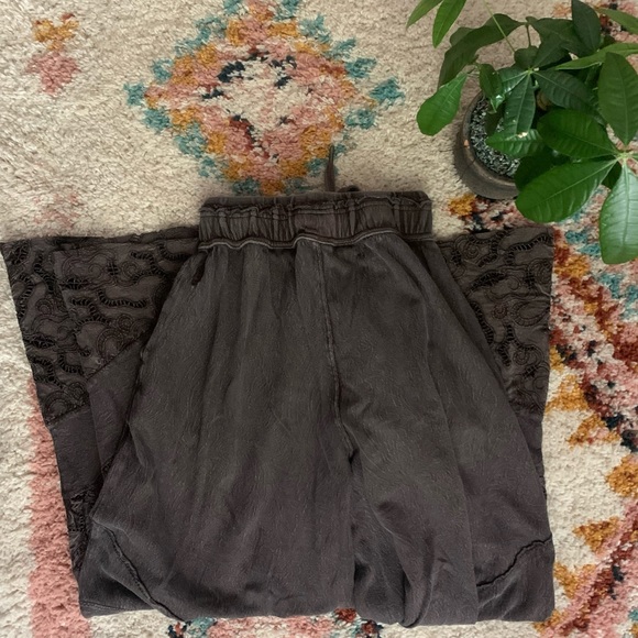 SOLD NWT Field of Dreams Wide Leg Pants - Picture 9 of 9